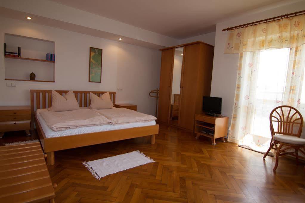 Pension Apartment Granit Praha Eksteriør bilde